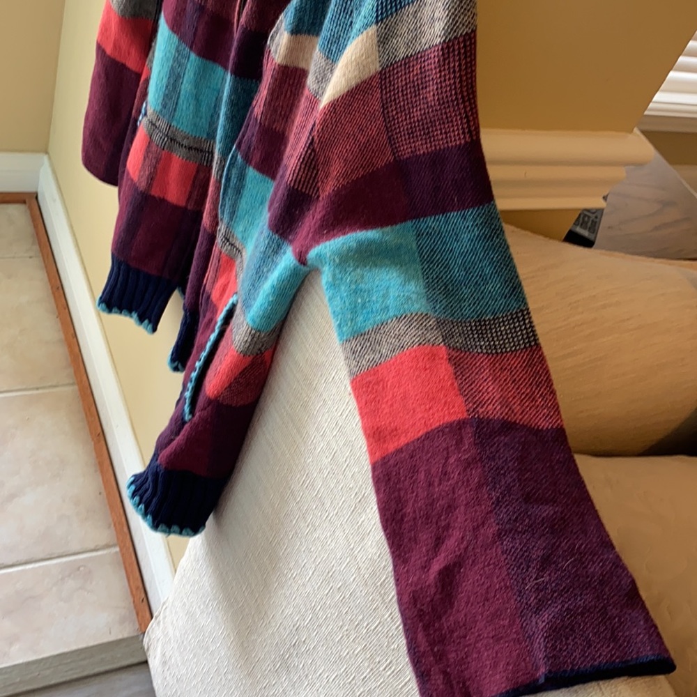 Sweater - Picture 2 of 5